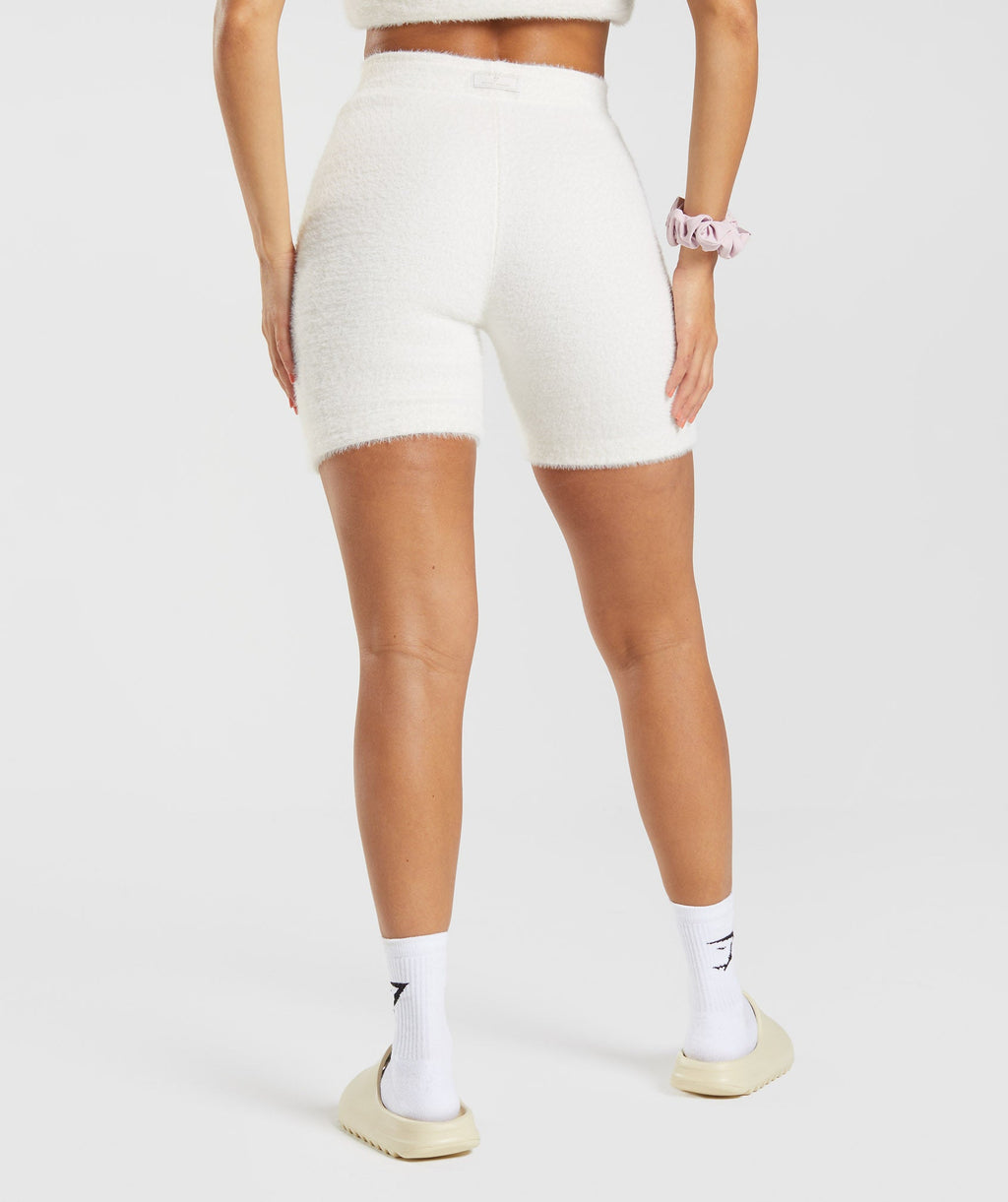 gymshark-whitney-eyelash-knit-shorts-skylight-white-ss23