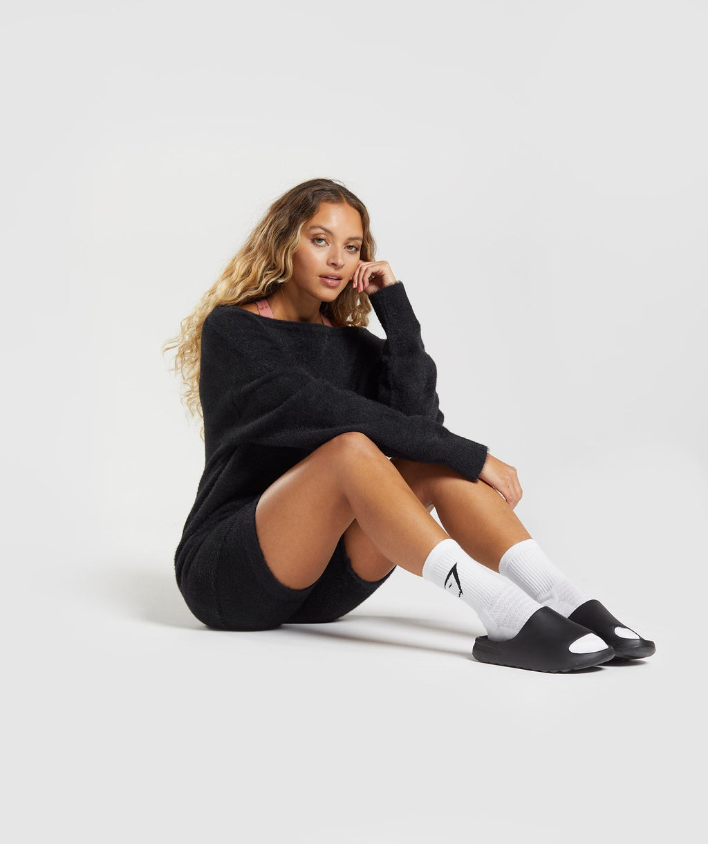 gymshark-whitney-oversized-eyelash-knit-sweater-black-ss23