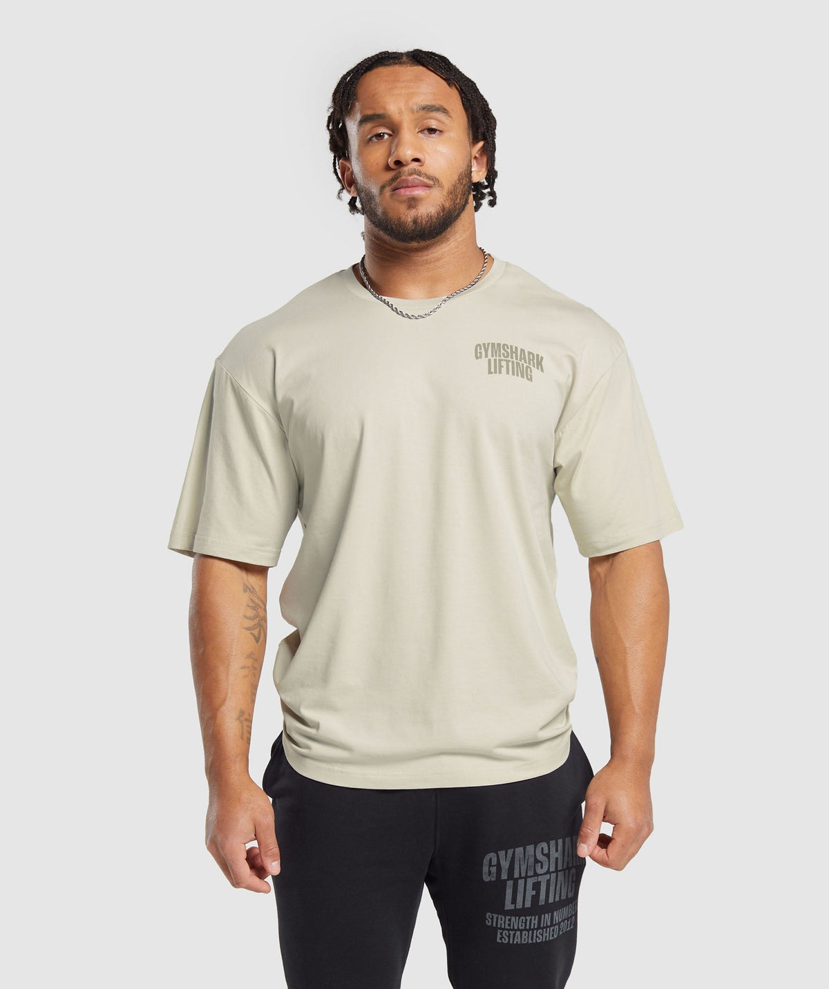 gymshark-lifting-t-shirt-pebble-grey-aw23