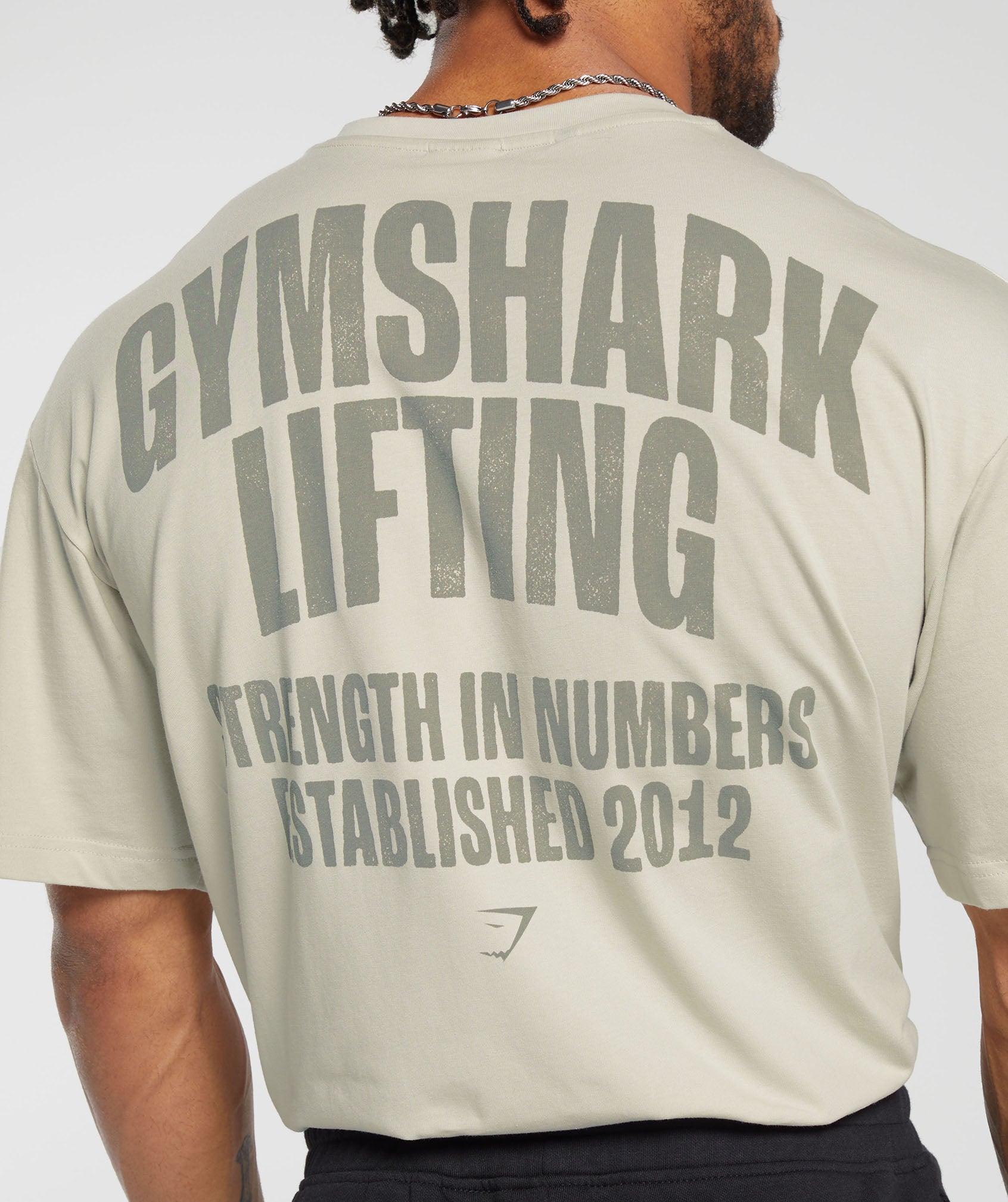 gymshark-lifting-t-shirt-pebble-grey-aw23