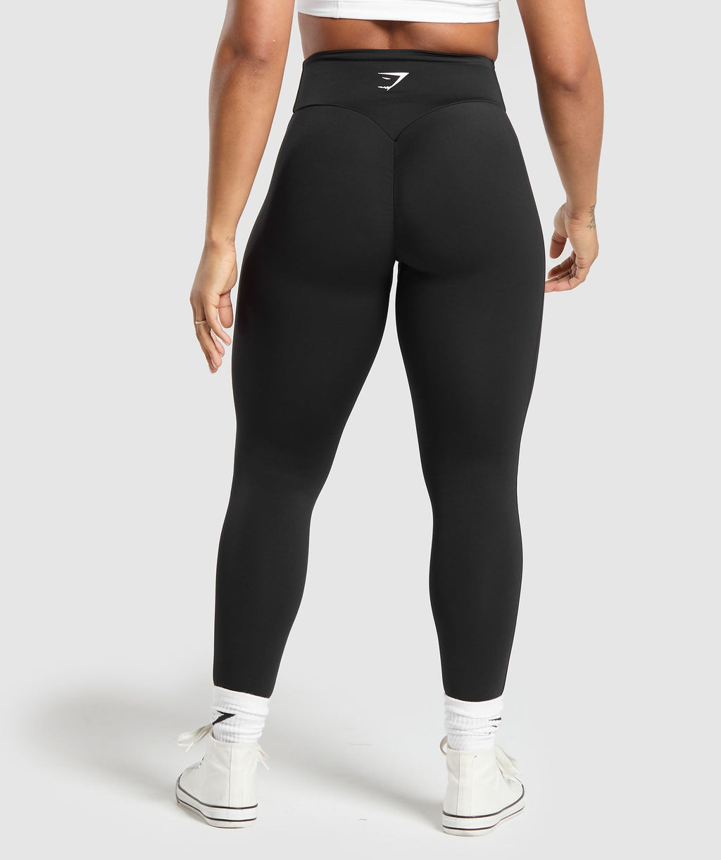 power-short-leggings-black-ss24