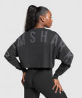 gymshark-gymshark-wordmark-graphic-long-sleeve-top-black-ss25