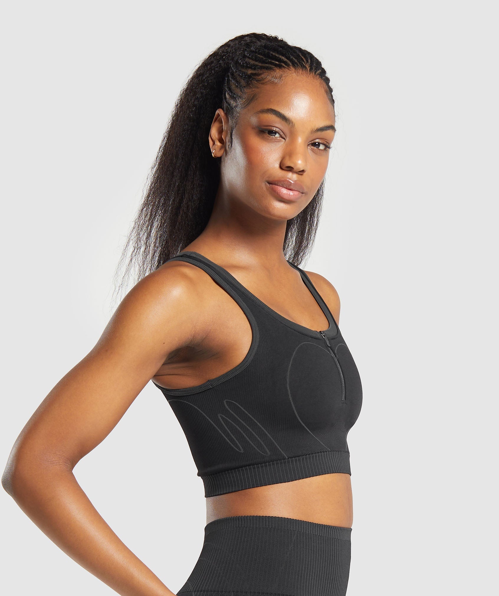 gymshark-contour-heart-seamless-tank-black-asphalt-grey-aw24