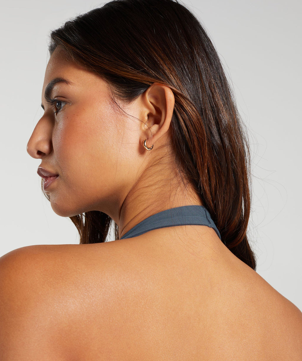 gymshark-halter-neck-cami-with-shelf-crop-tops-blue-ss24