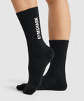 gymshark-heatseal-socks-black-aw21