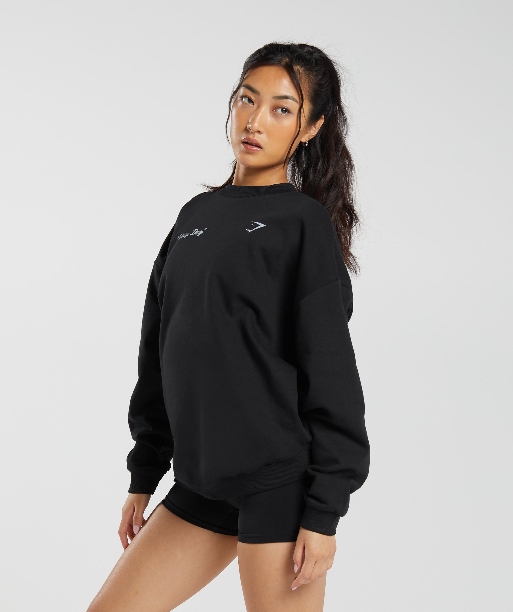 gymshark-heavy-duty-oversized-sweatshirt-black-aw23