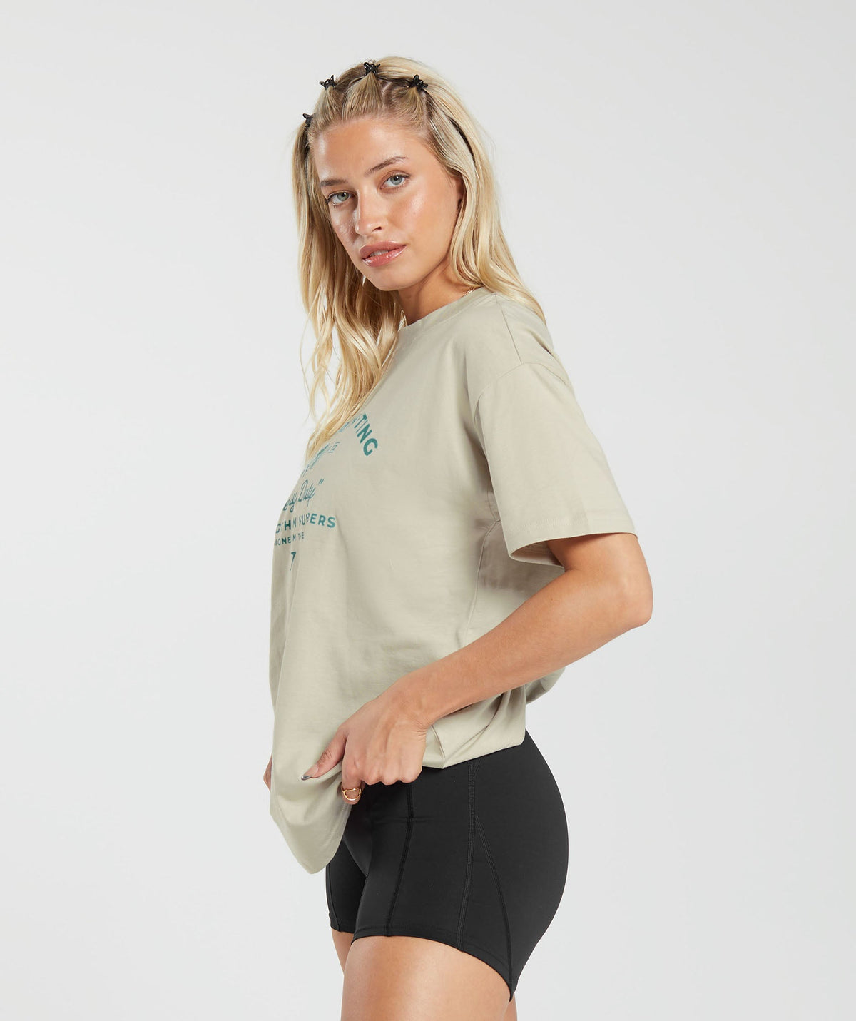 gymshark-heavy-duty-oversized-t-shirt-pebble-grey-aw23