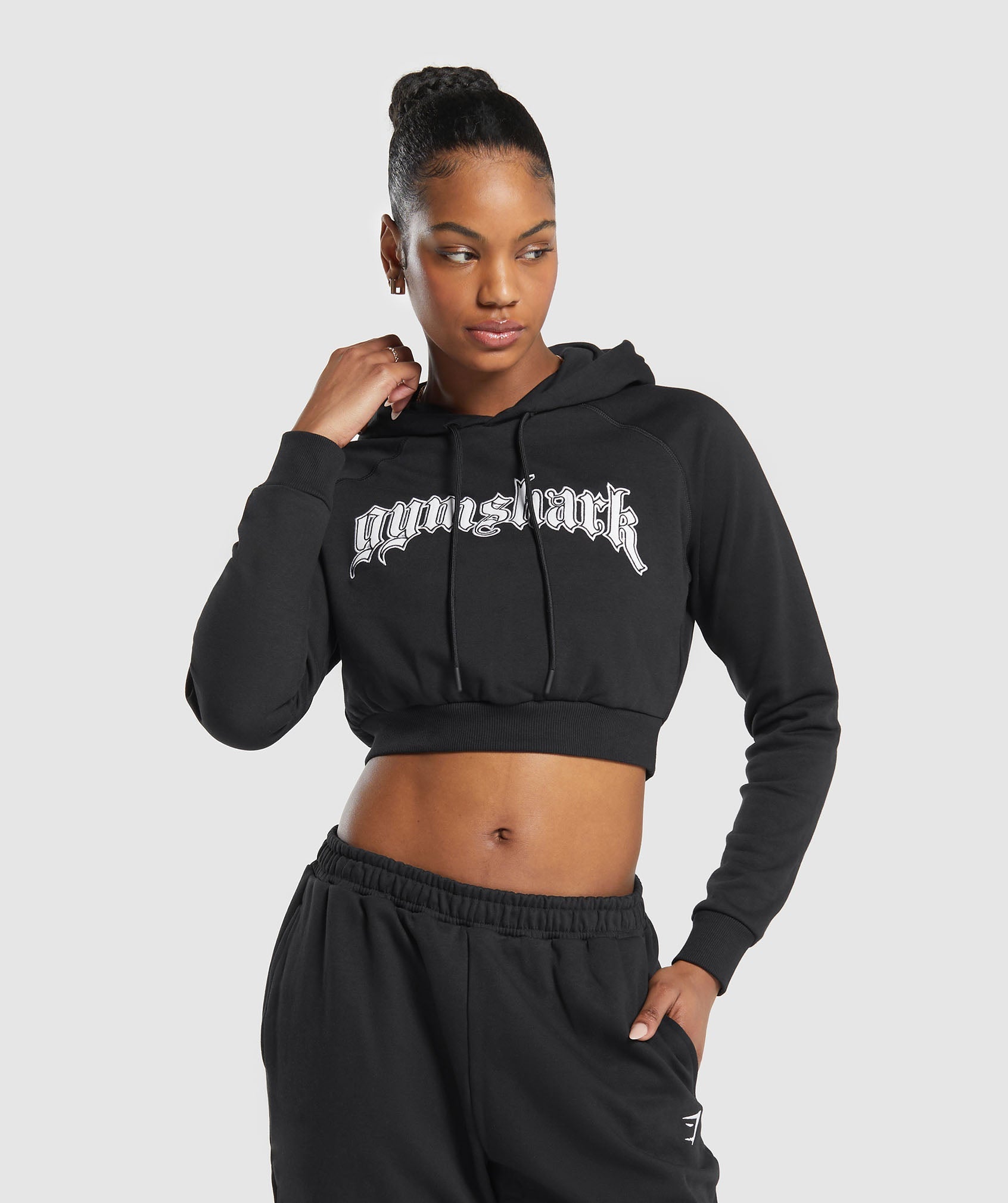 gymshark-heavy-flex-cropped-hoodie-black-ss24