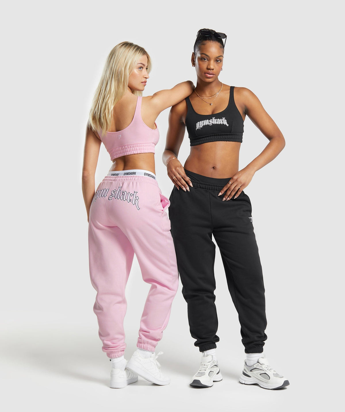 gymshark-heavy-flex-sweatshirt-bralette-dolly-pink-ss24