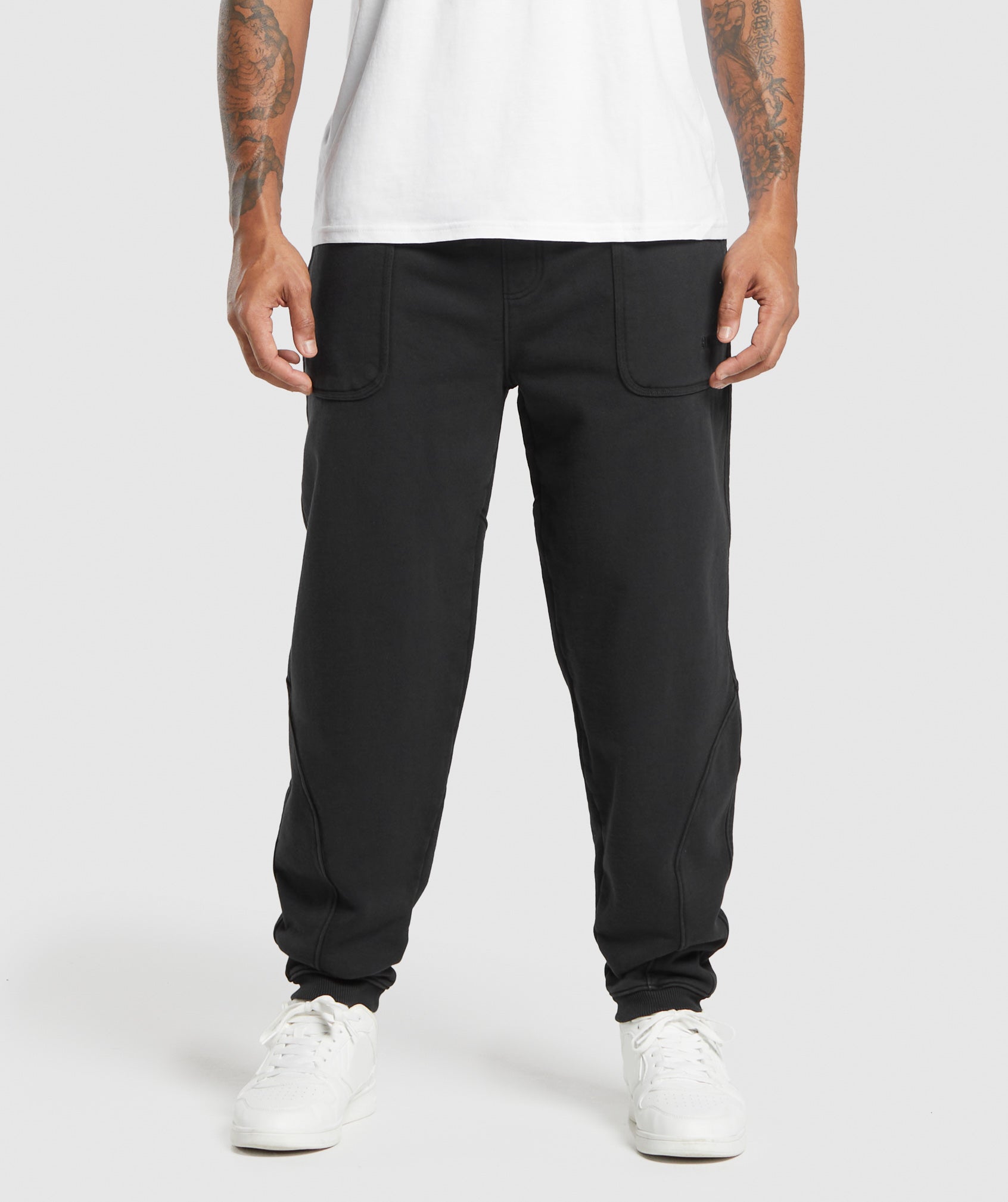 gymshark-heavyweight-joggers-black-ss25