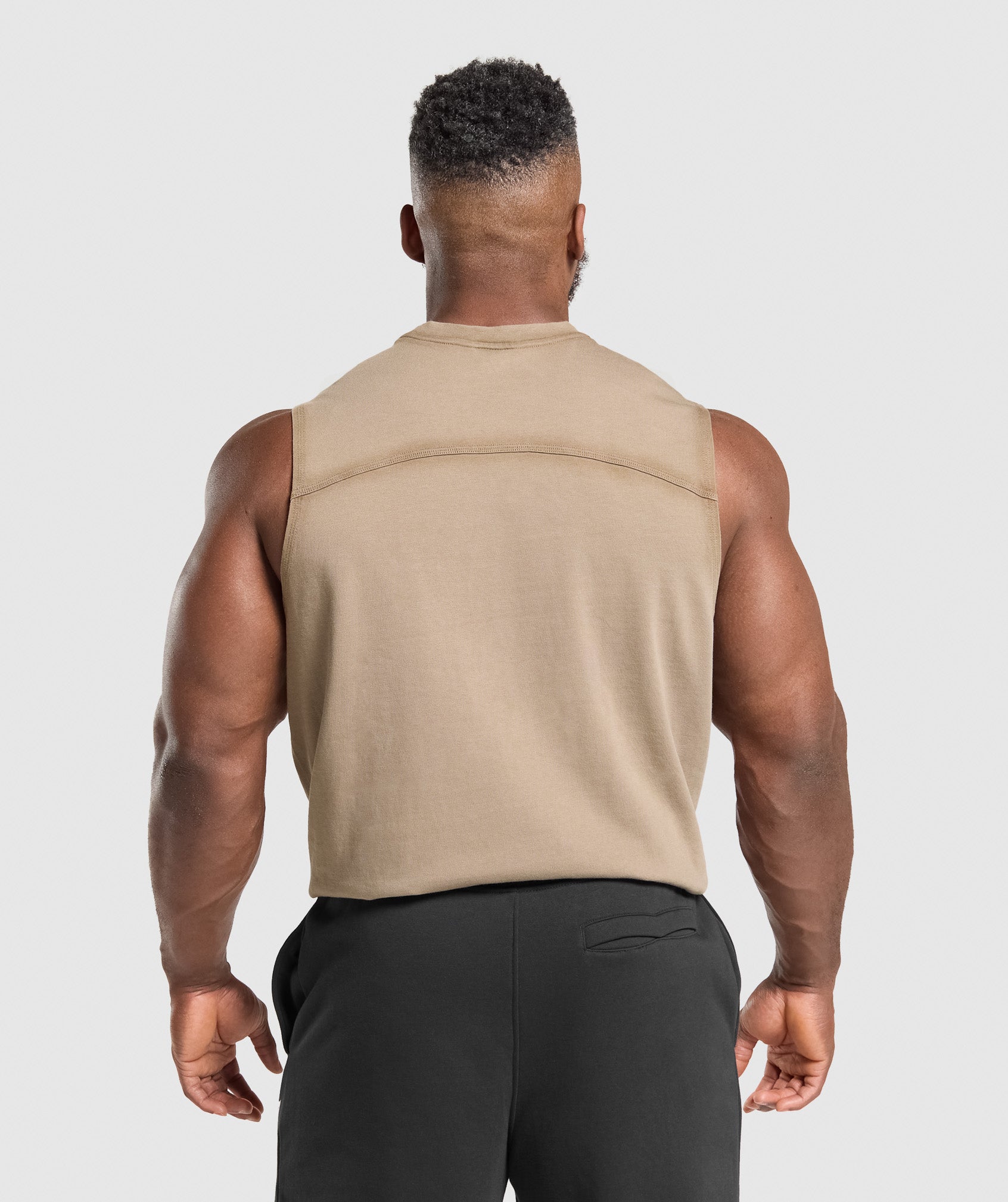 gymshark-heavyweight-tank-lifestyle-brown-ss25