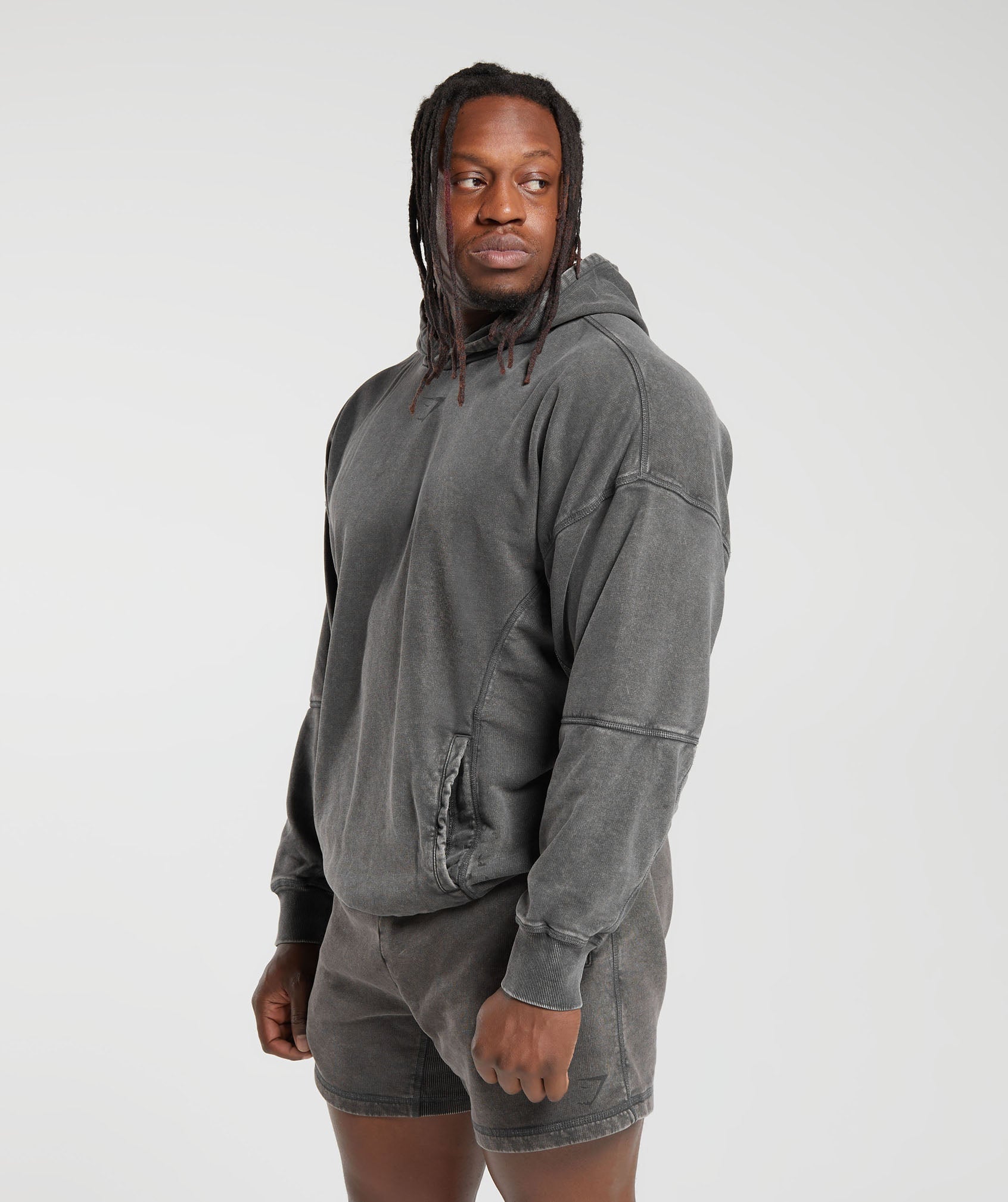 gymshark-heritage-washed-hoodie-onyx-grey-aw23
