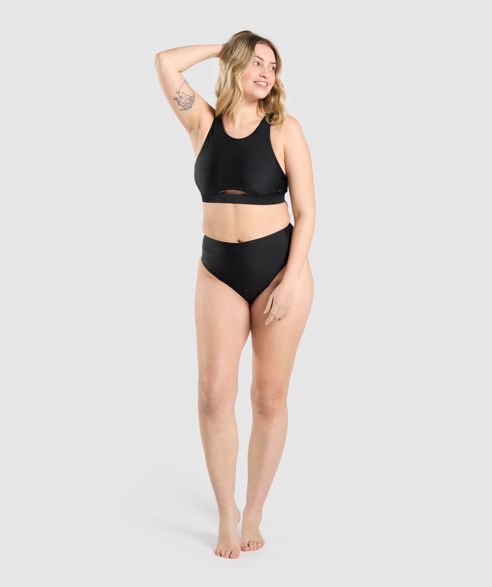 gymshark-high-rise-bikini-top-black