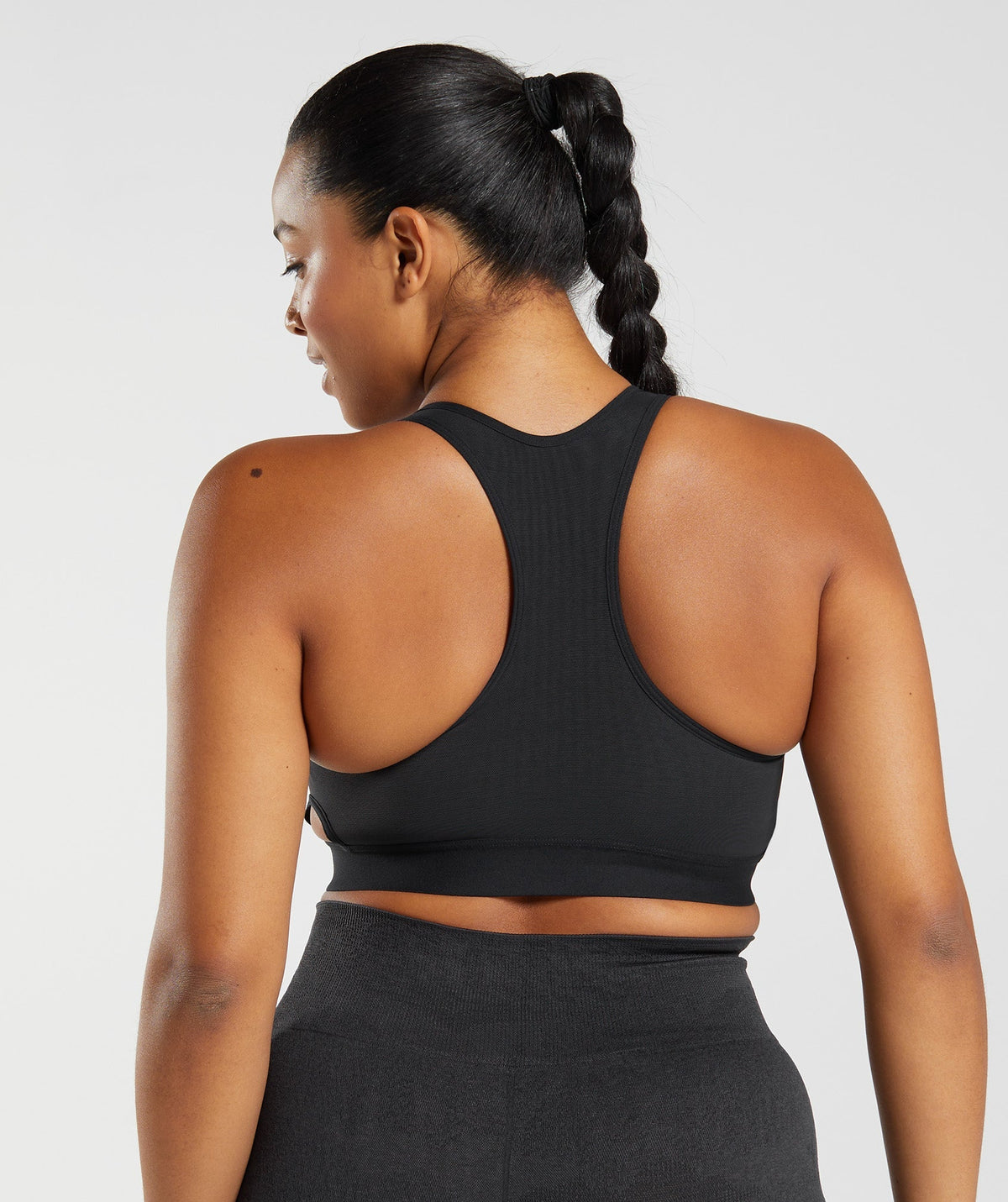 gymshark-racerback-high-support-sports-bra-black-aw22
