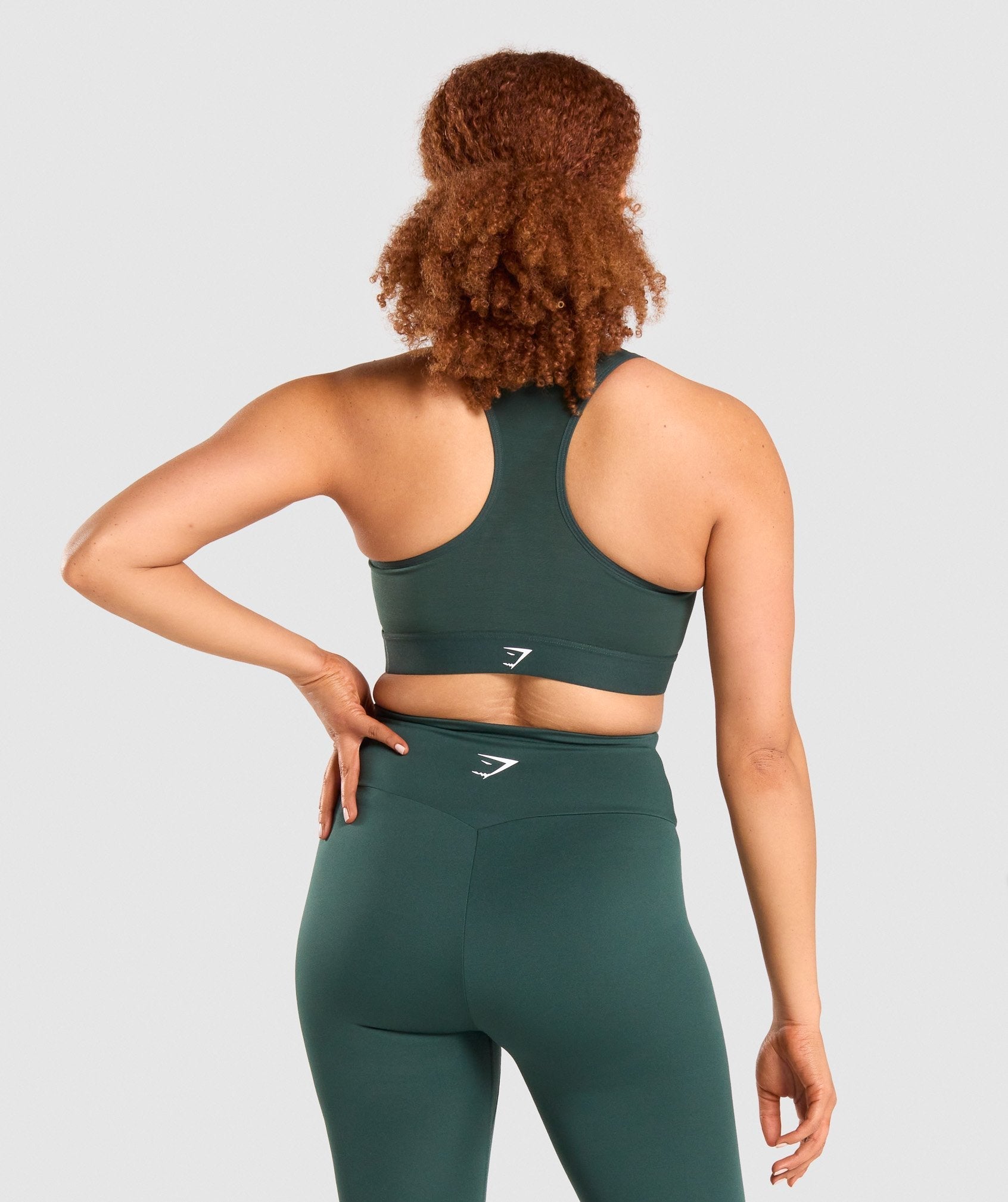gymshark-lightweight-high-support-training-sports-bra-dark-green