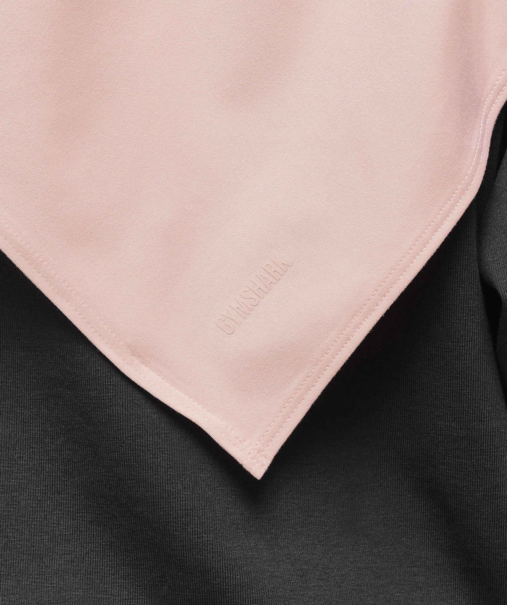 gymshark-hijab-muted-pink-ss25