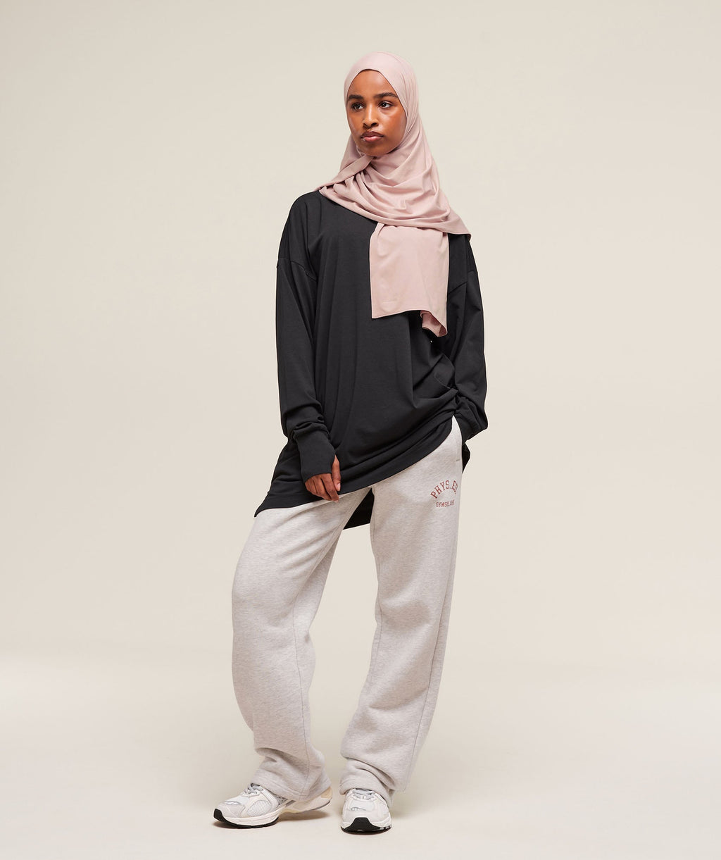 gymshark-hijab-muted-pink-ss25