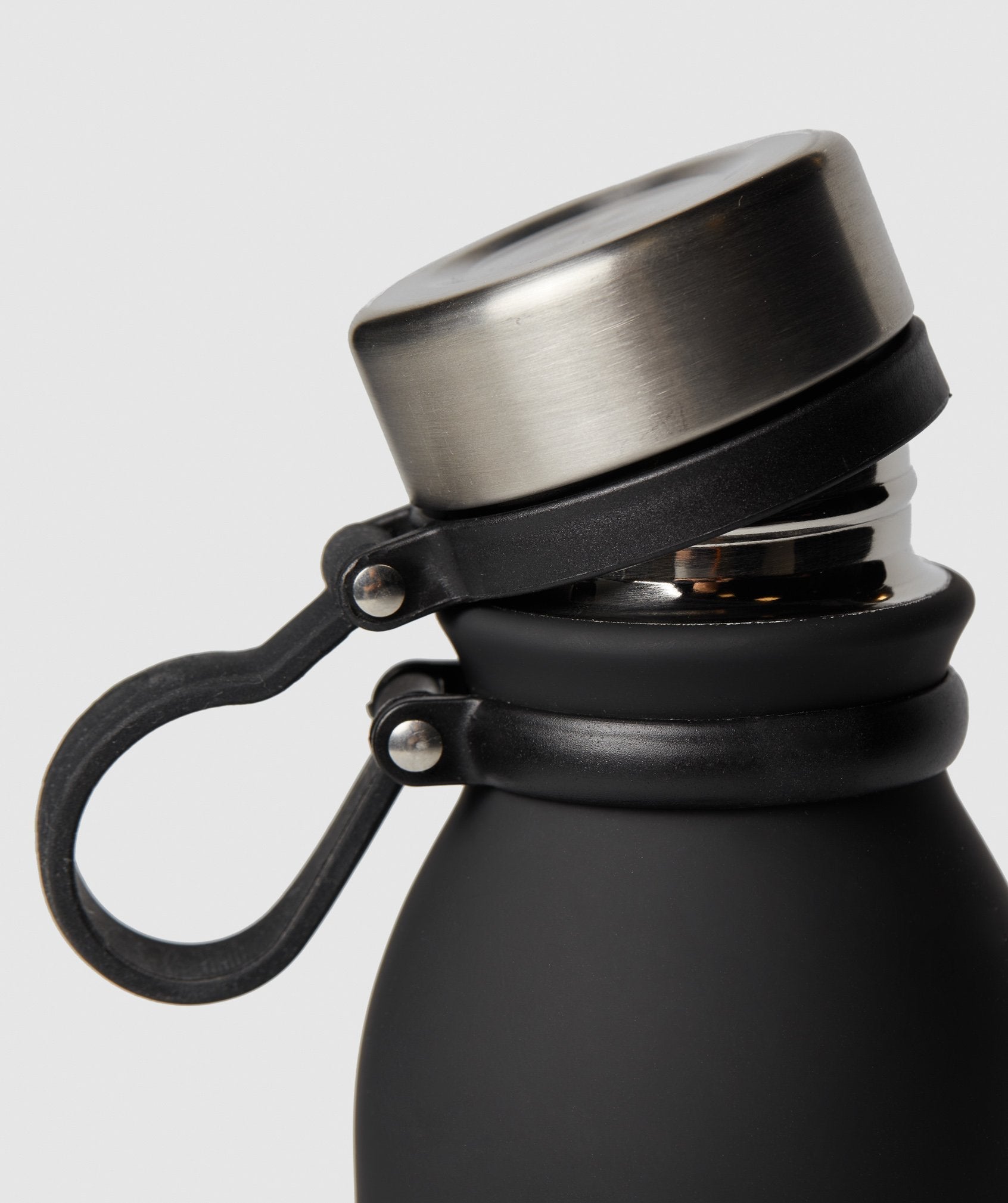 gymshark-hot-cold-bottle-black-ss22