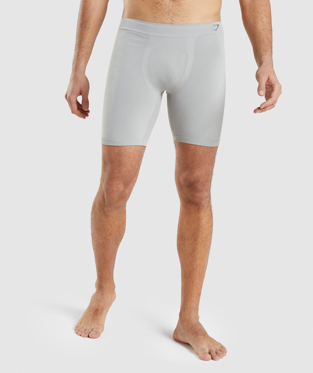 gymshark-hybrid-boxer-taupe-grey-onyx-grey-ss22