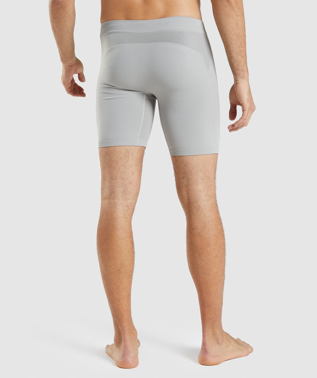 gymshark-hybrid-boxer-taupe-grey-onyx-grey-ss22