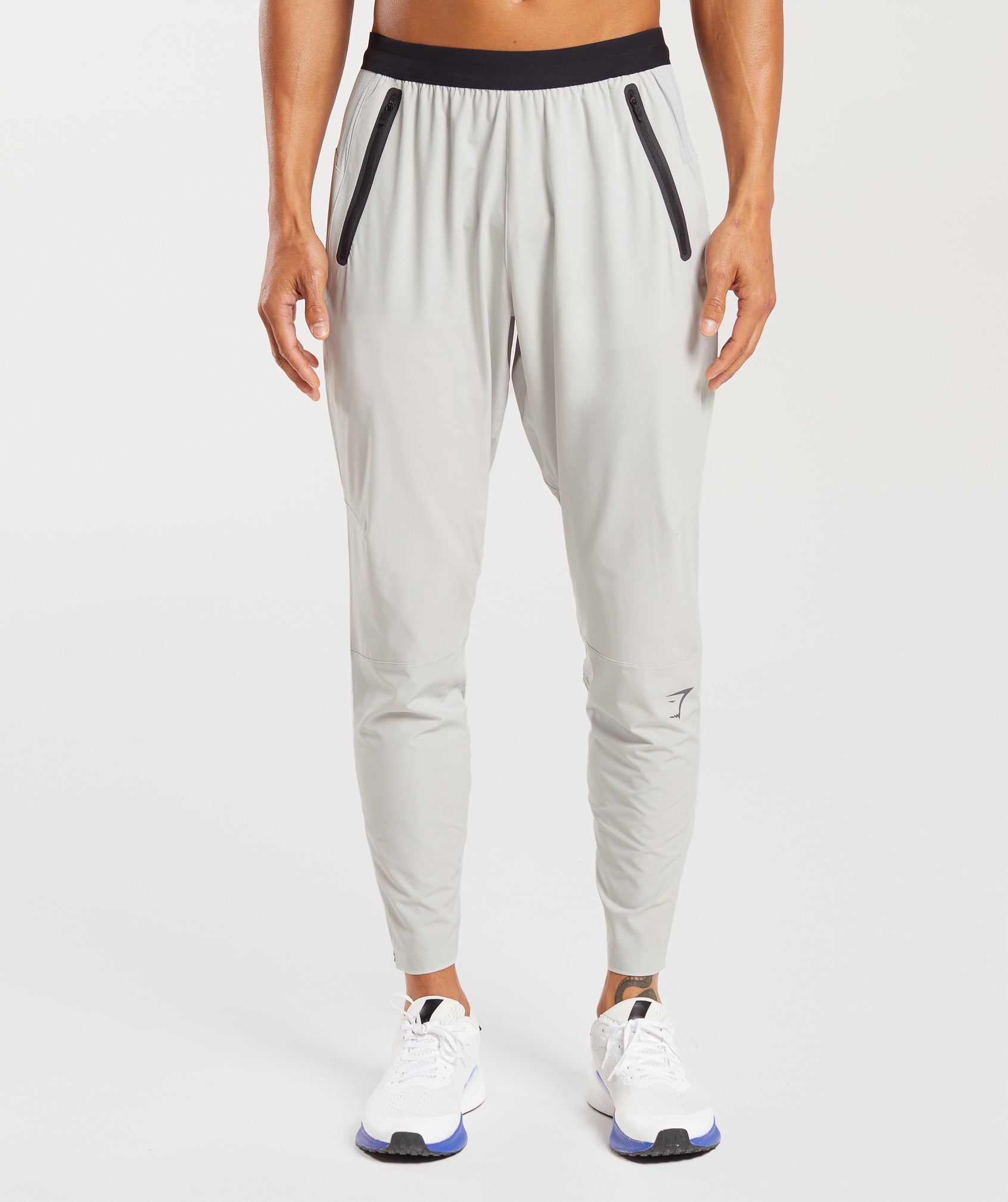 gymshark-hybrid-woven-joggers-light-grey-aw23