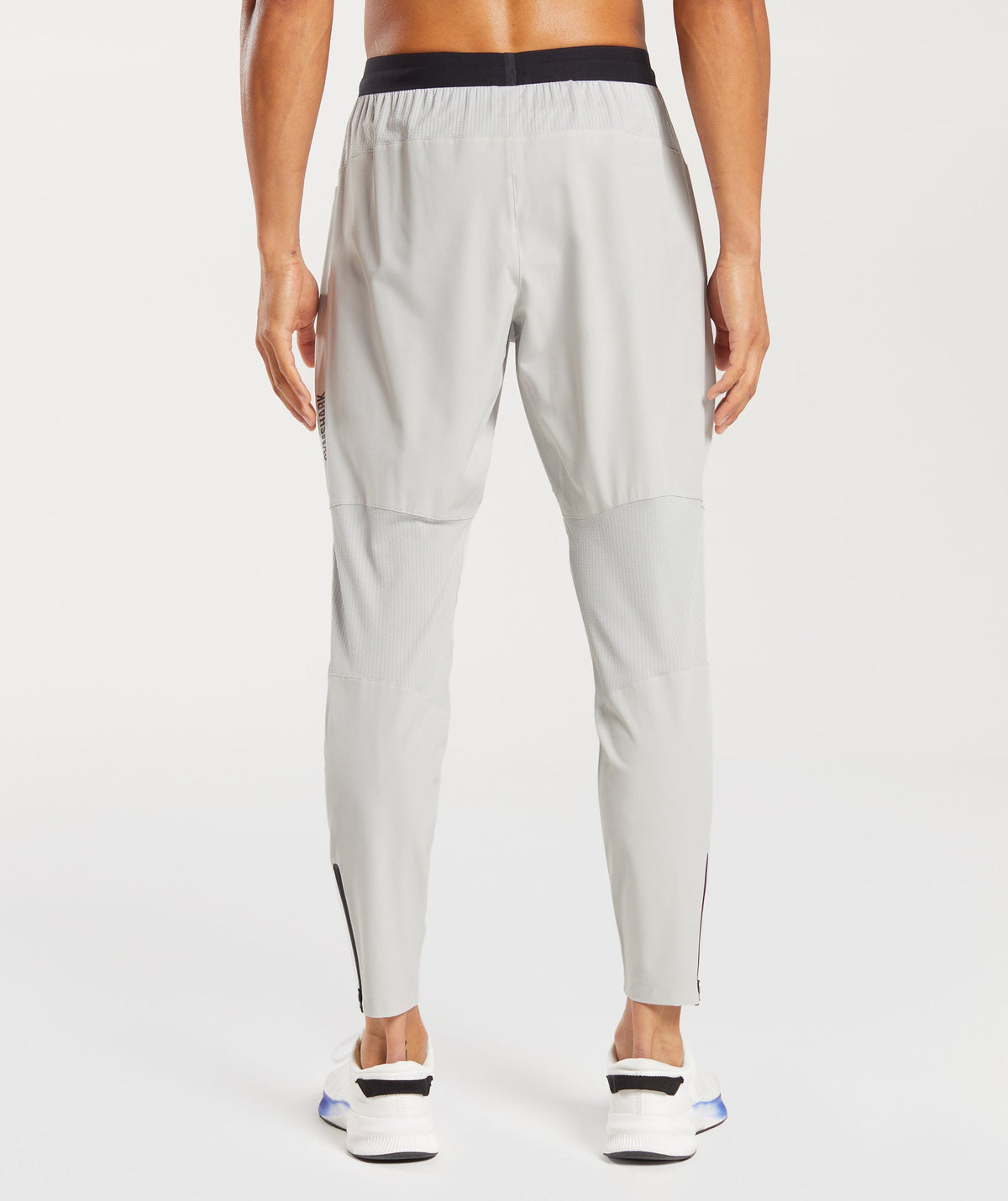 gymshark-hybrid-woven-joggers-light-grey-aw23