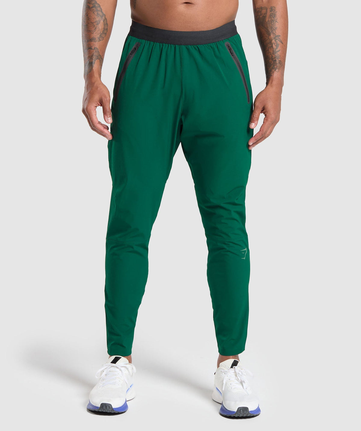 gymshark-hybrid-woven-joggers-woodland-green-aw22