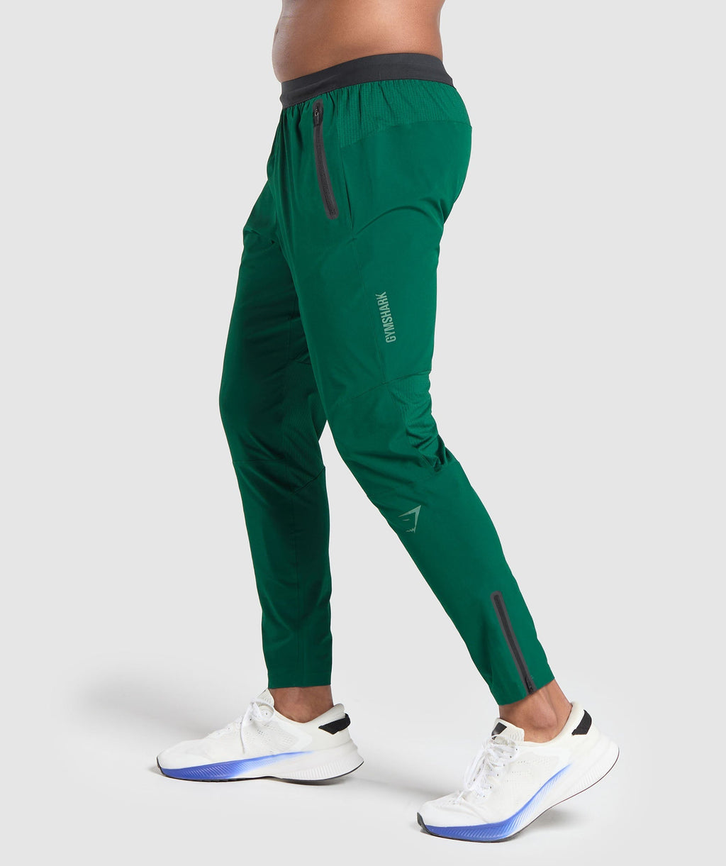 gymshark-hybrid-woven-joggers-woodland-green-aw22