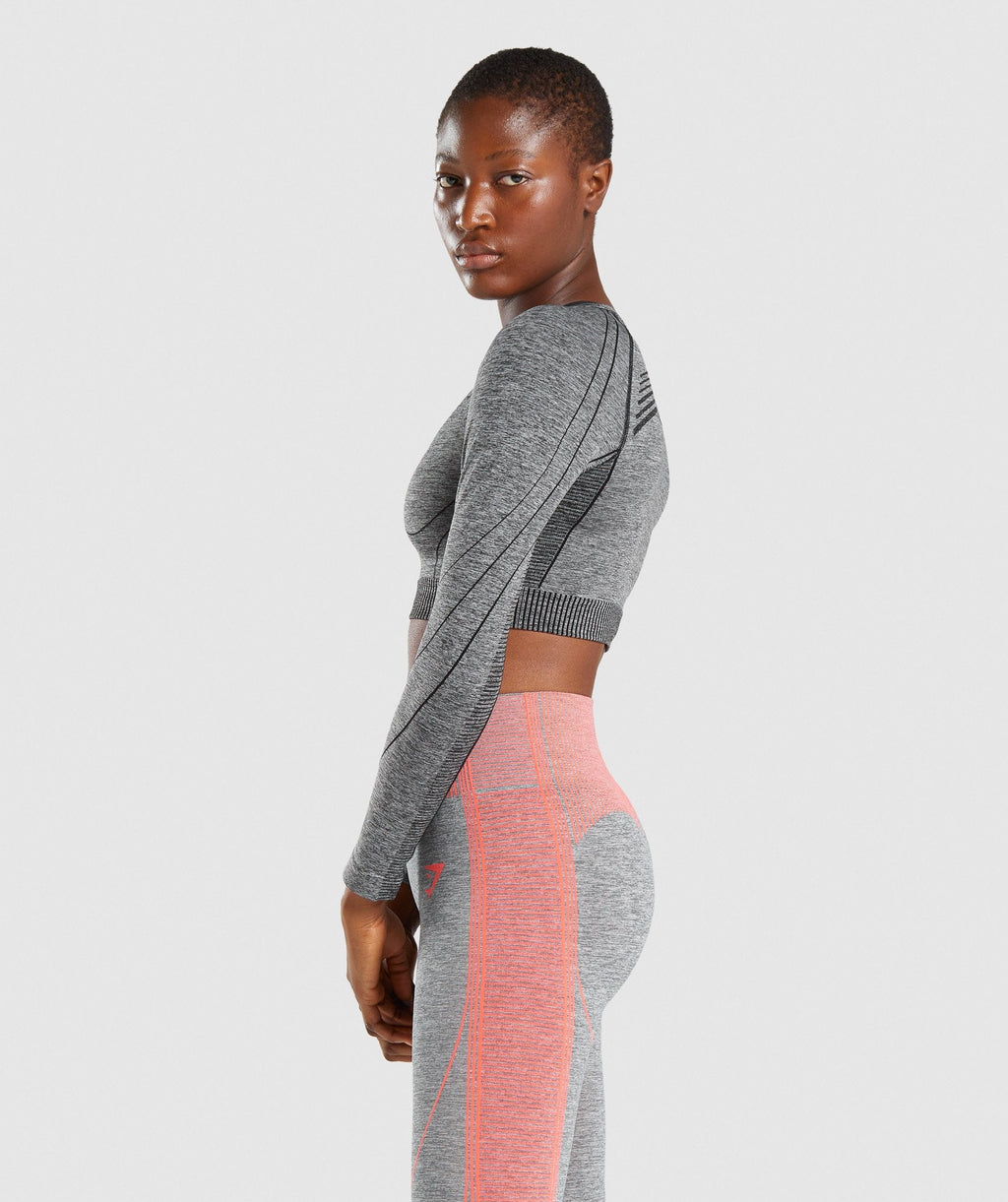 gymshark-hyper-amplify-long-sleeve-crop-top-black-marl-black