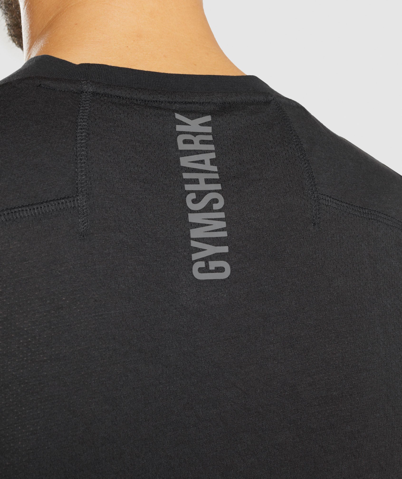 gymshark-hyper-power-tank-black-aw21