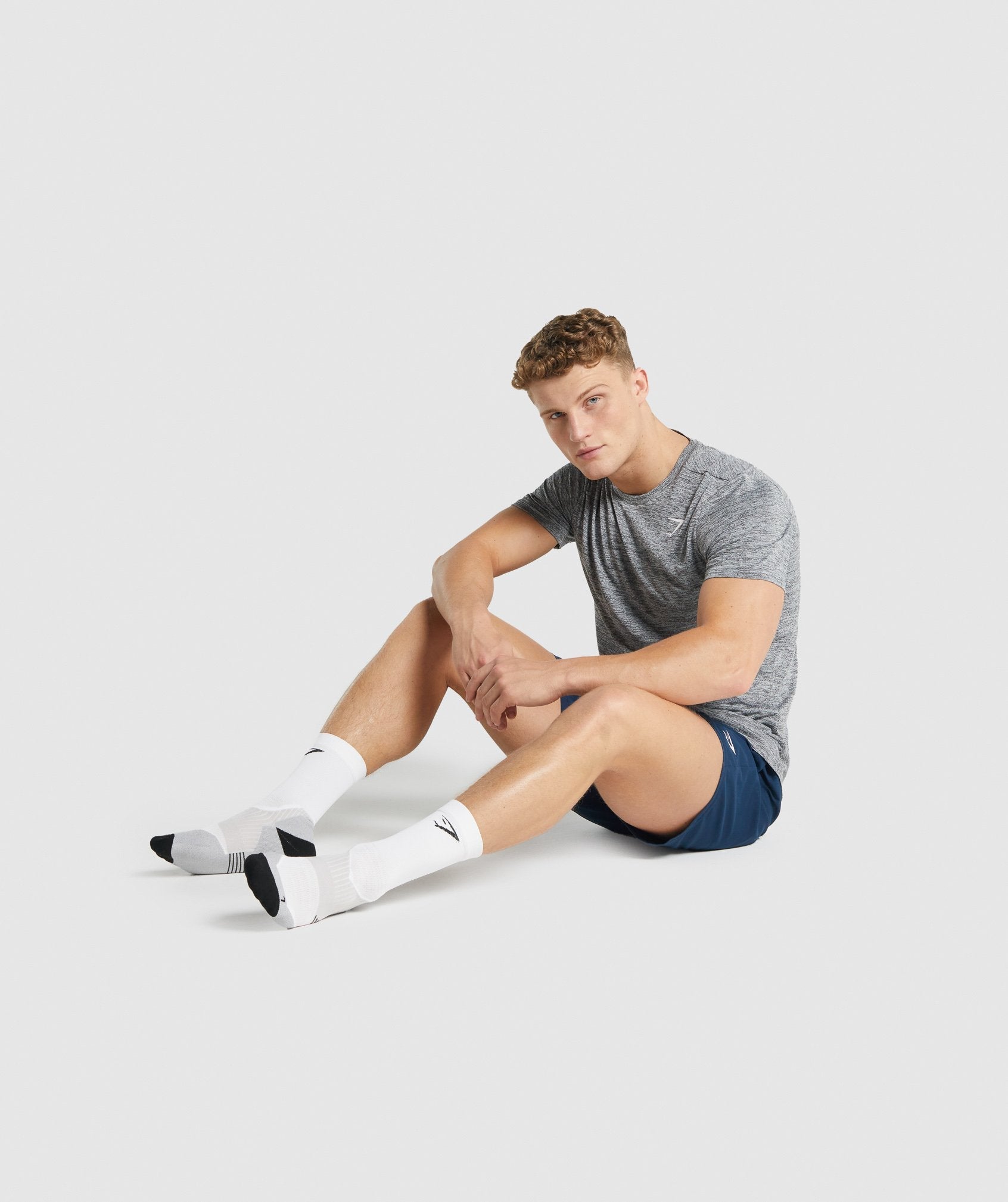gymshark-crew-performance-socks-white