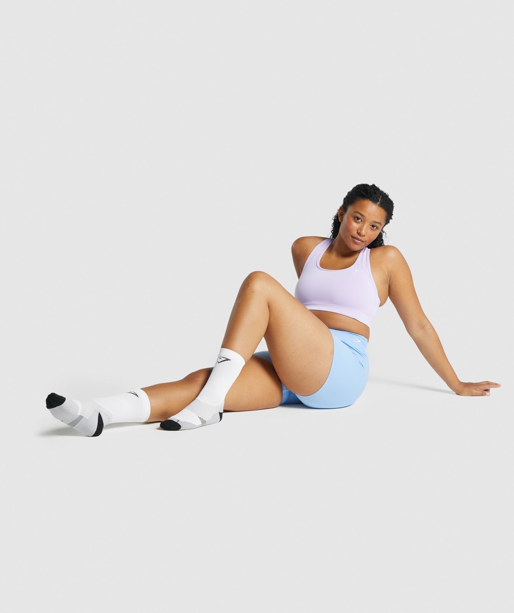 gymshark-crew-performance-socks-white