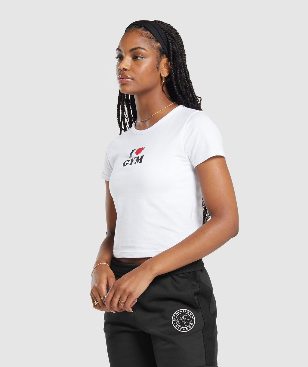 gymshark-i-heart-gym-baby-t-shirt-white-aw23