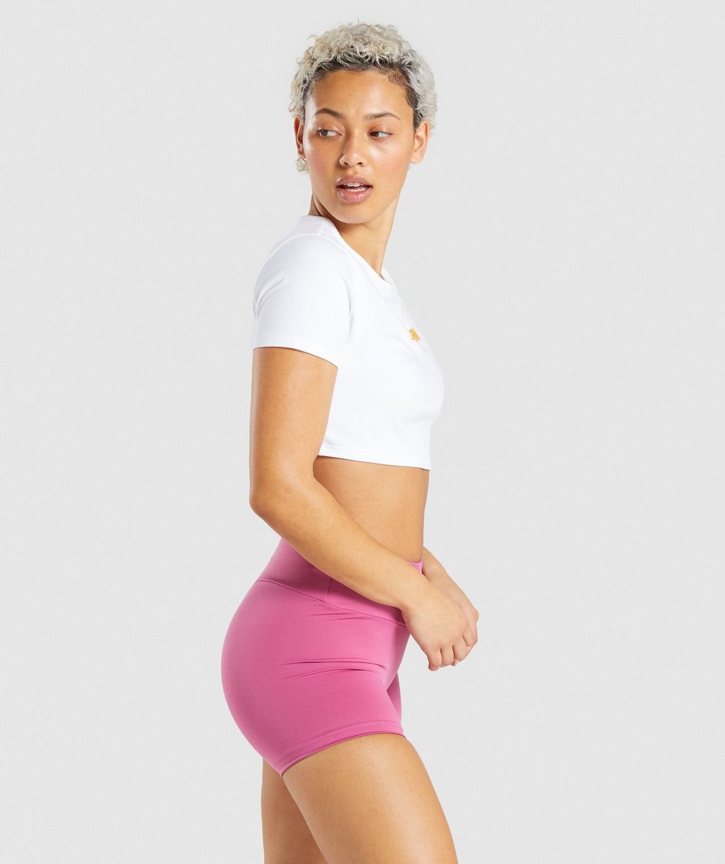 gymshark-italic-graphic-crop-top-white