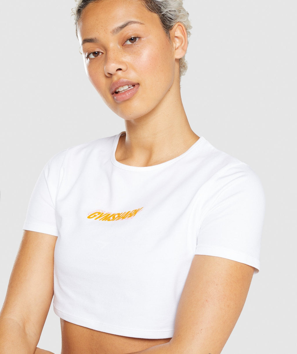 gymshark-italic-graphic-crop-top-white