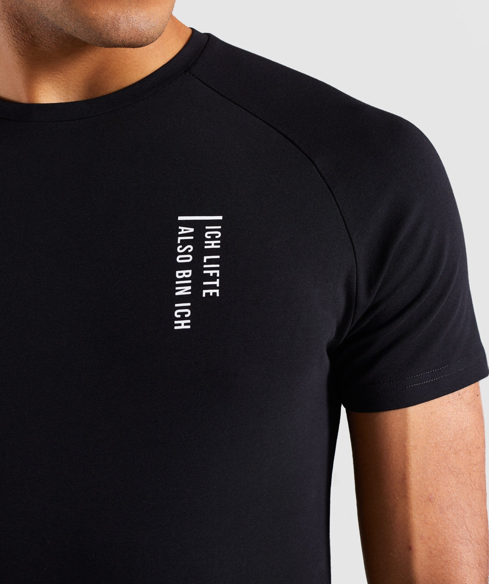 gymshark-blackout-exclusive-t-shirt-german-black