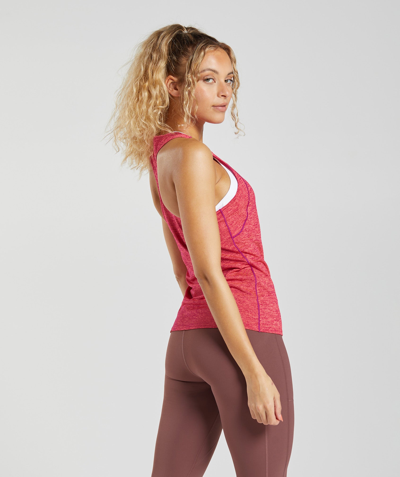 gymshark-running-tank-magenta-pink-fluo-bold-pink-marl-ss23