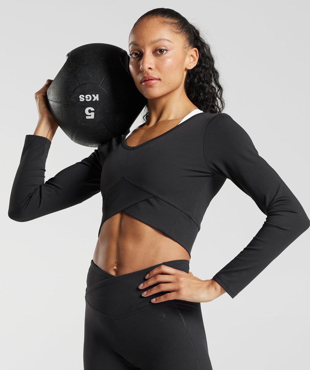 gymshark-crossover-long-sleeve-crop-top-black-ss23
