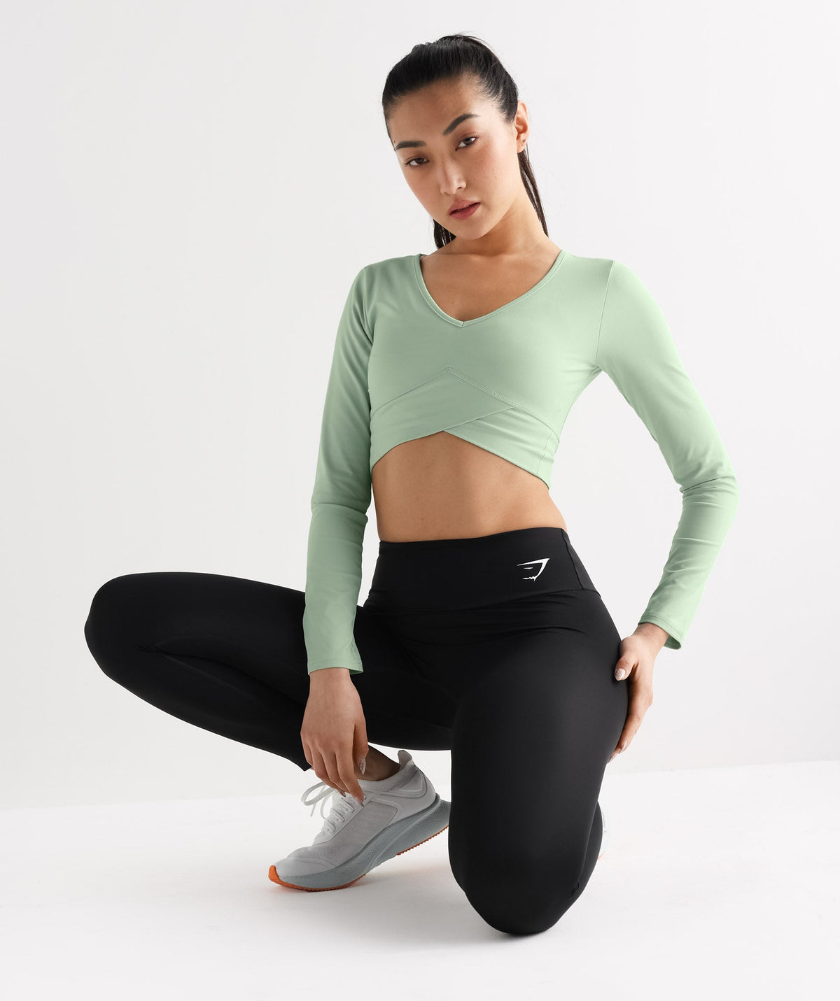gymshark-crossover-long-sleeve-crop-top-mist-green-ss23