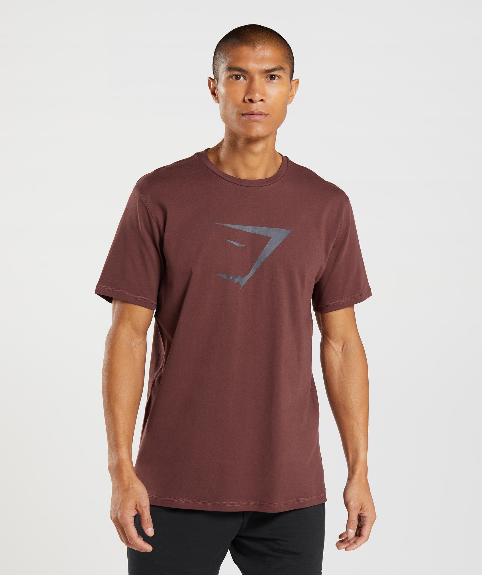 gymshark-sharkhead-infill-t-shirt-cherry-brown-aw22