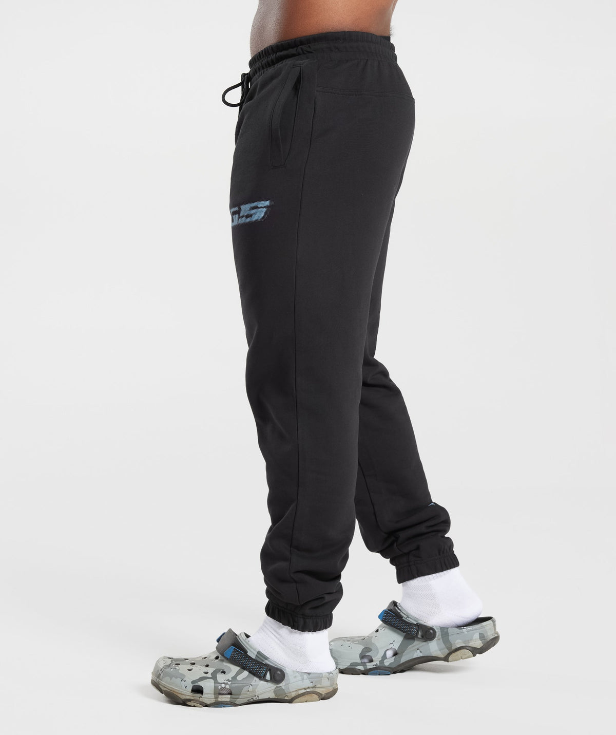 gymshark-intergalactic-lifting-joggers-black-aw23