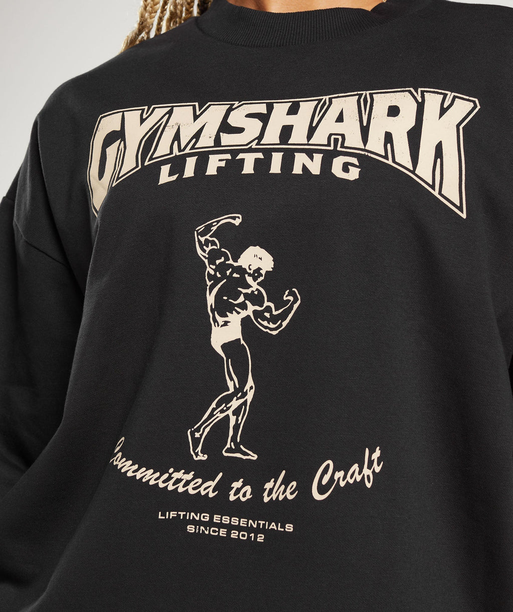 gymshark-ironworks-oversized-sweatshirt-black-aw23