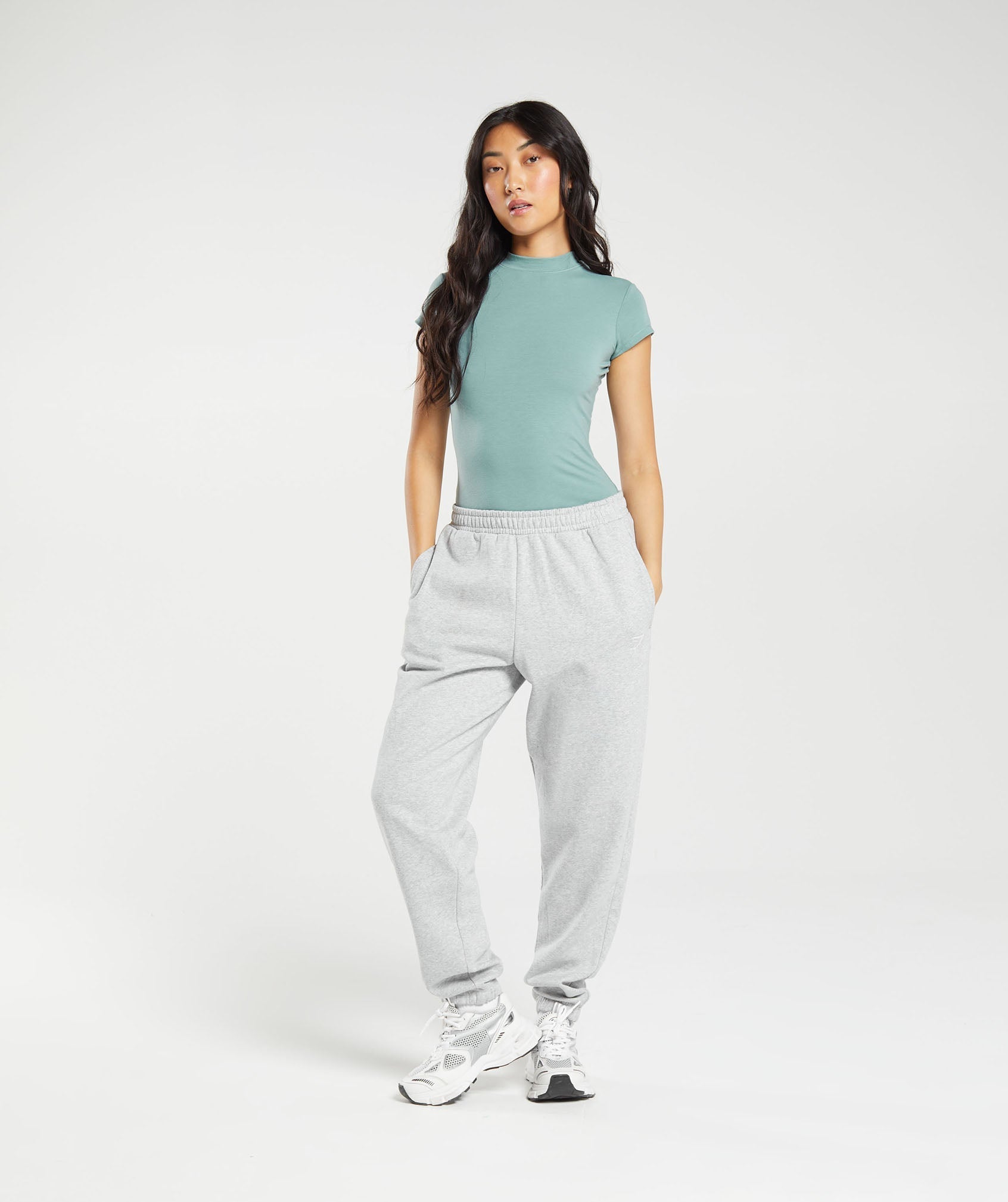 gymshark-jersey-body-fit-t-shirt-duck-egg-blue-aw23
