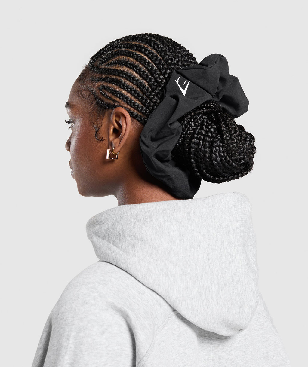 gymshark-jumbo-scrunchie-black-aw24