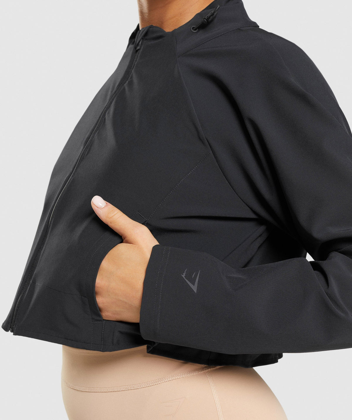 gymshark-kk-fit-woven-jacket-black-aw21
