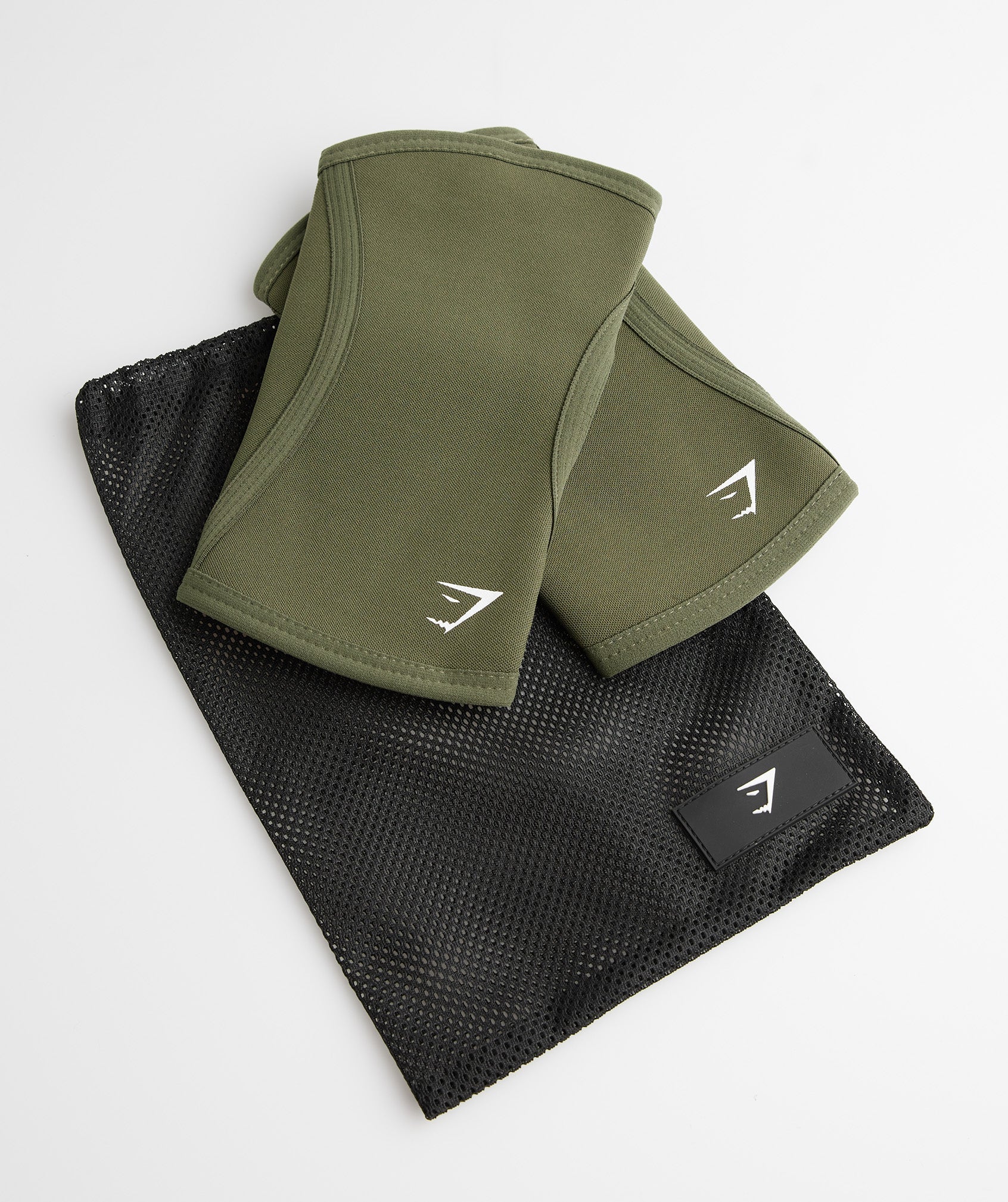 gymshark-knee-sleeves-3mm-core-olive-ss22