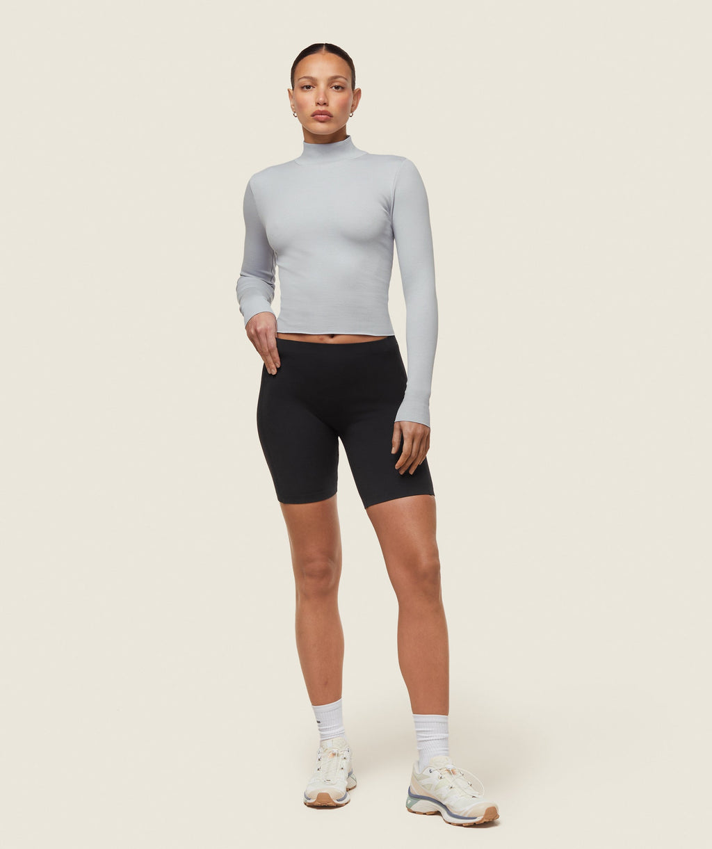 gymshark-everywear-long-sleeve-ribbed-turtle-neck-ice-grey-ss24