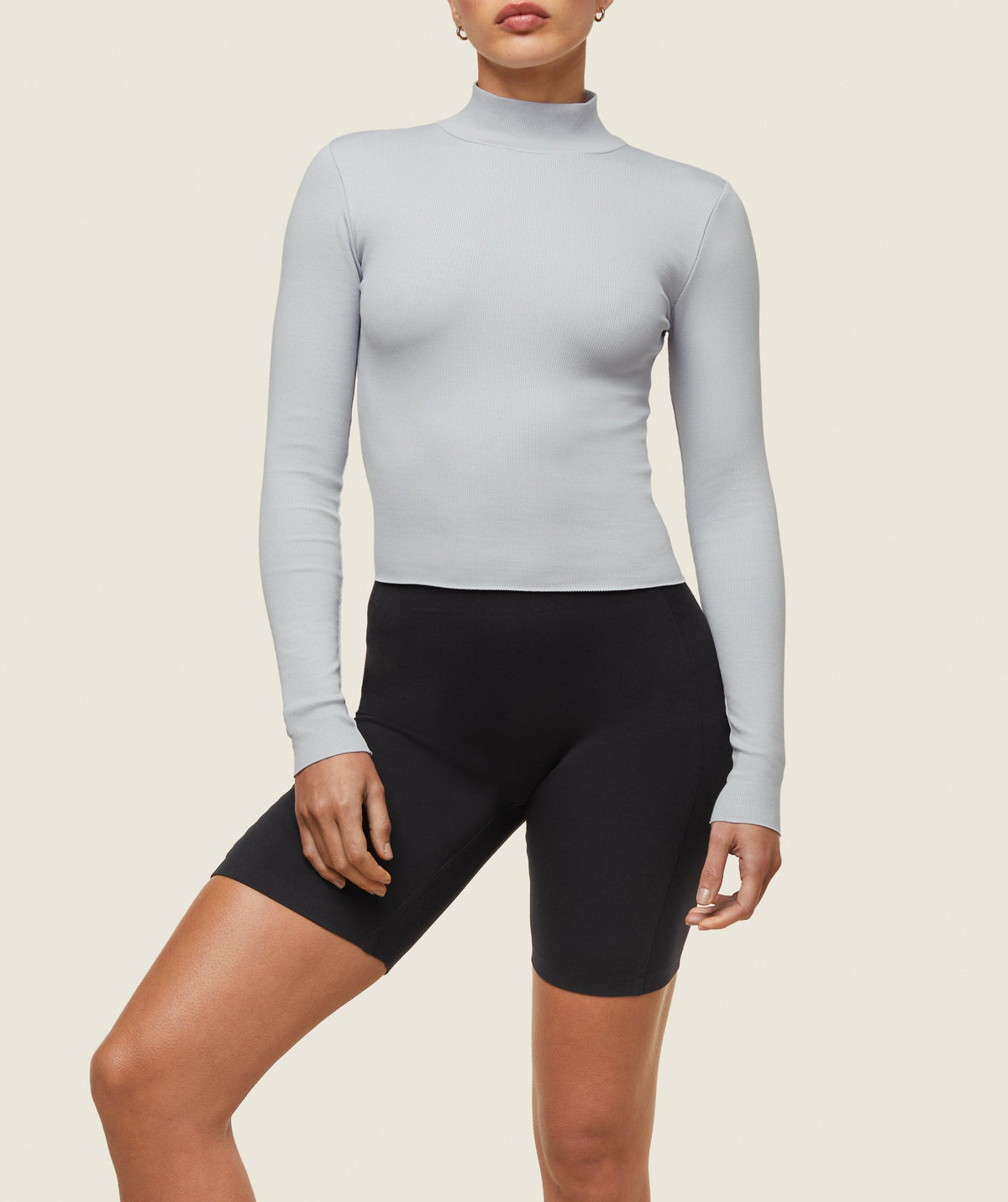 gymshark-everywear-long-sleeve-ribbed-turtle-neck-ice-grey-ss24
