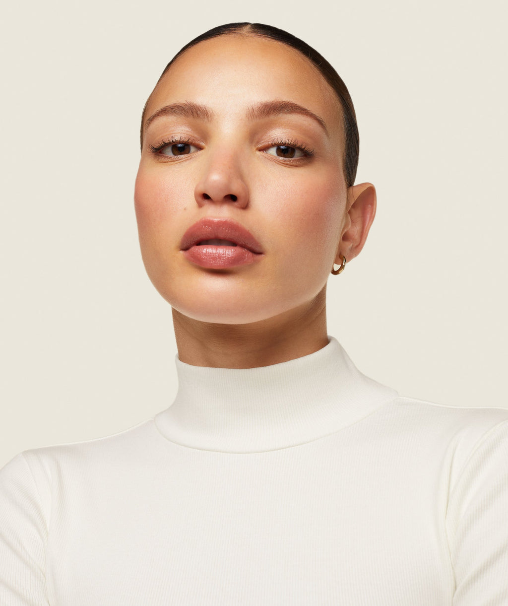 gymshark-everywear-long-sleeve-ribbed-turtle-neck-soft-white-ss24