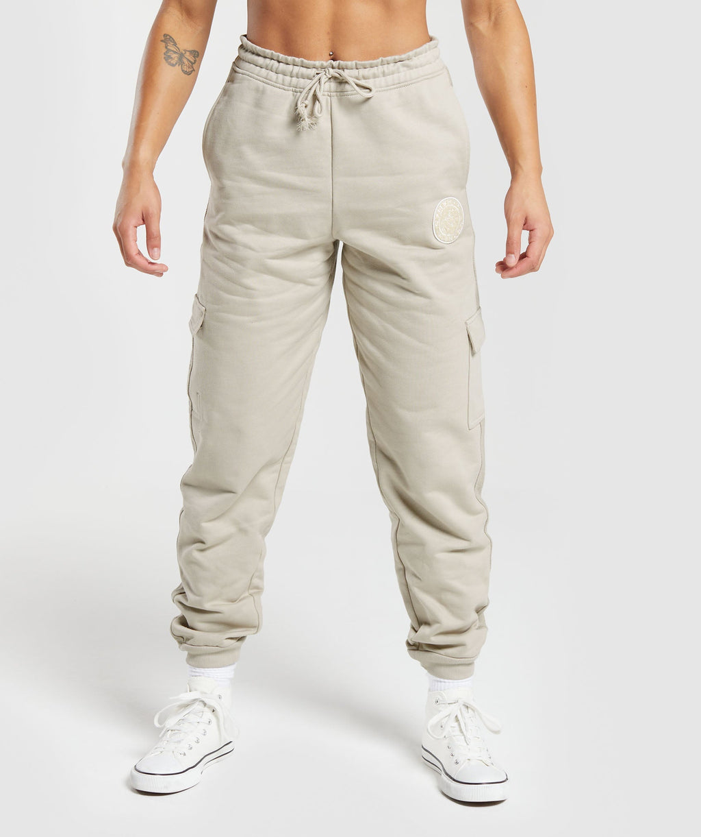 gymshark-legacy-joggers-washed-stone-brown-aw23